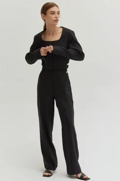 Crezensia Cropped Blazer