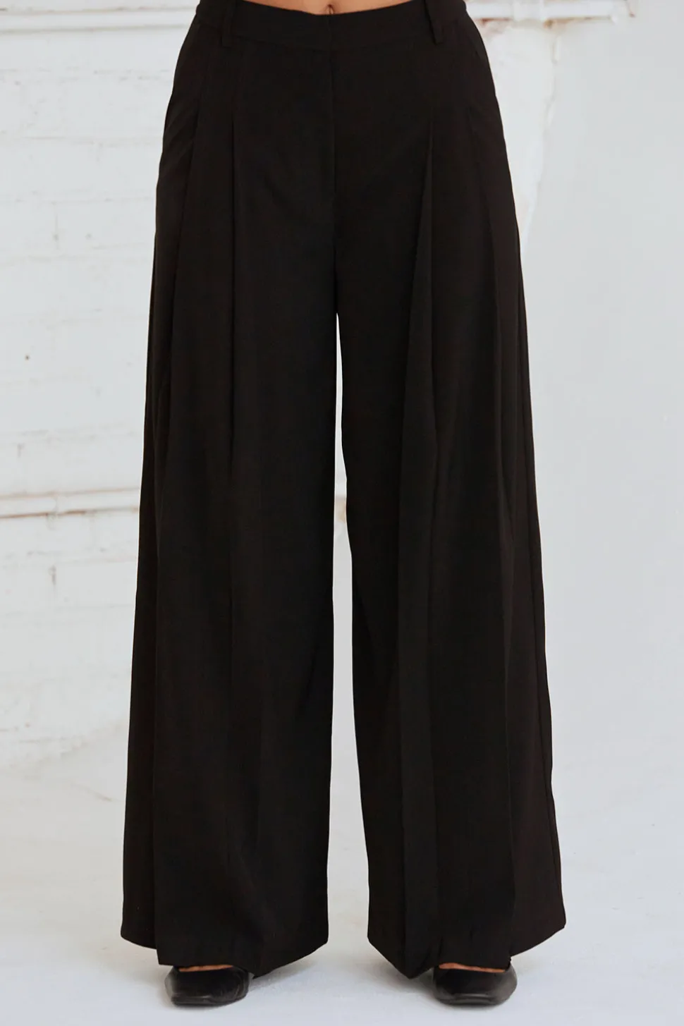 Juno Pleated Trousers