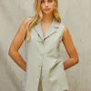 Lisa Sleeveless Button up Top