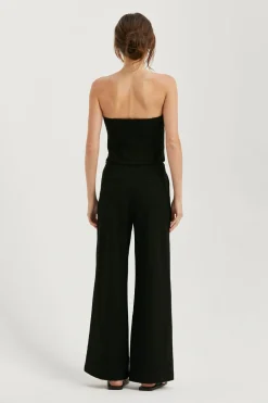 Remi V-wire Tube Top