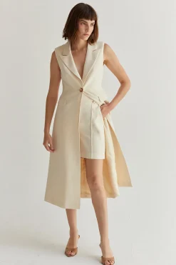 Sasha Sleeveless Long Blazer