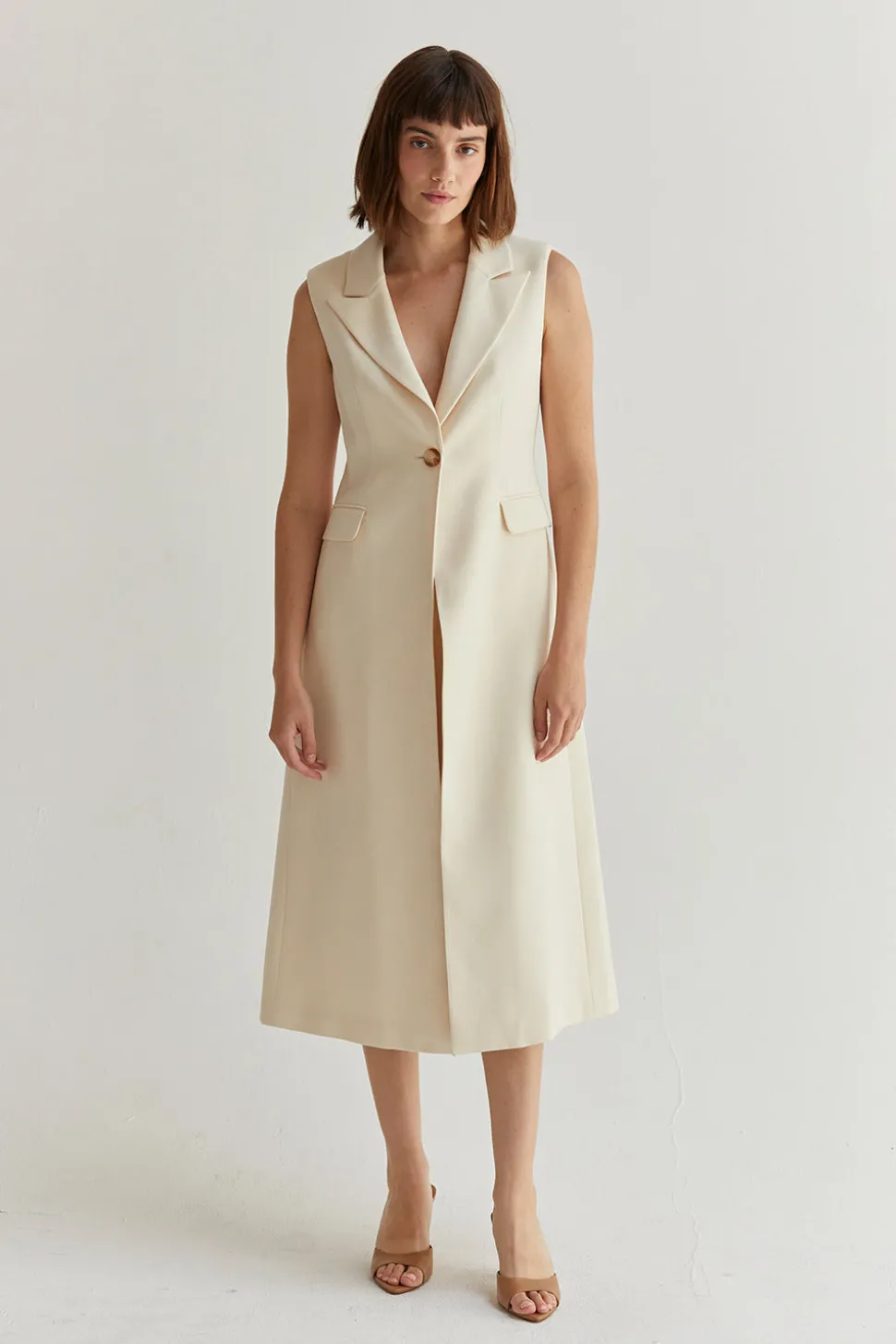Sasha Sleeveless Long Blazer