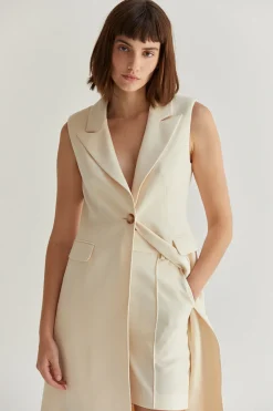 Sasha Sleeveless Long Blazer